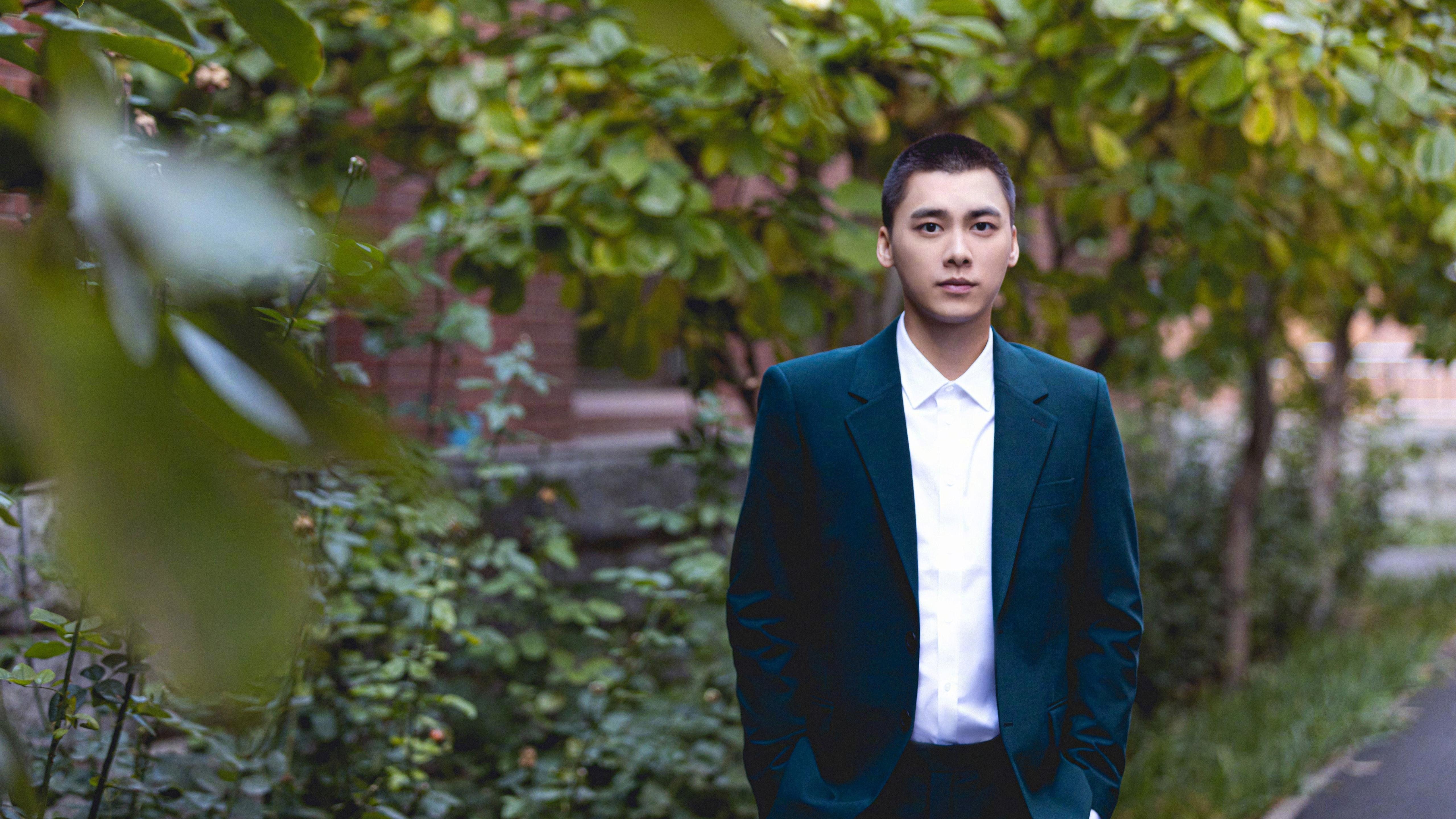 《Uzi：传奇归来，继续书写电竞新篇章》，电竞传奇uzi怎么解锁